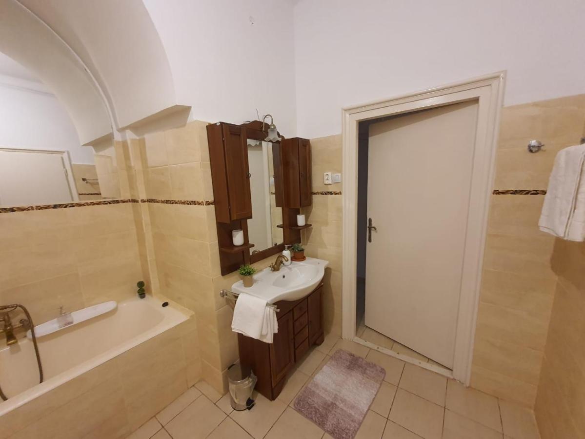 Apartament Enescu Temeşvar Dış mekan fotoğraf