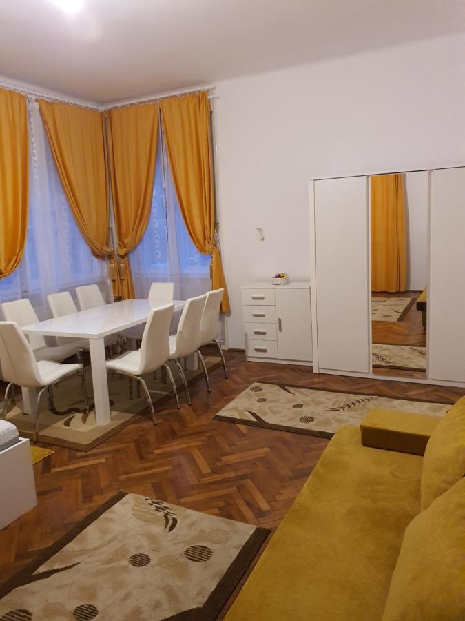Apartament Enescu Temeşvar Dış mekan fotoğraf